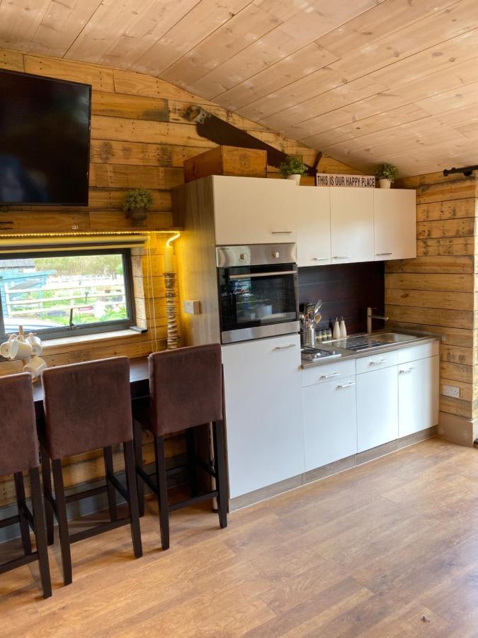 Willow Court Farm Studio East & Petting Farm, 8 Mins To Legoland & Windsor, 15 Mins To Lapland Uk Exterior foto
